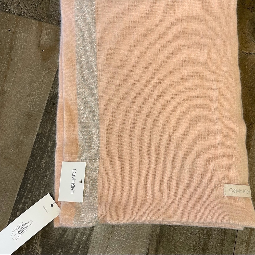 NWT Calvin Klein Infinity Winter Scarf - Picture 4 of 8